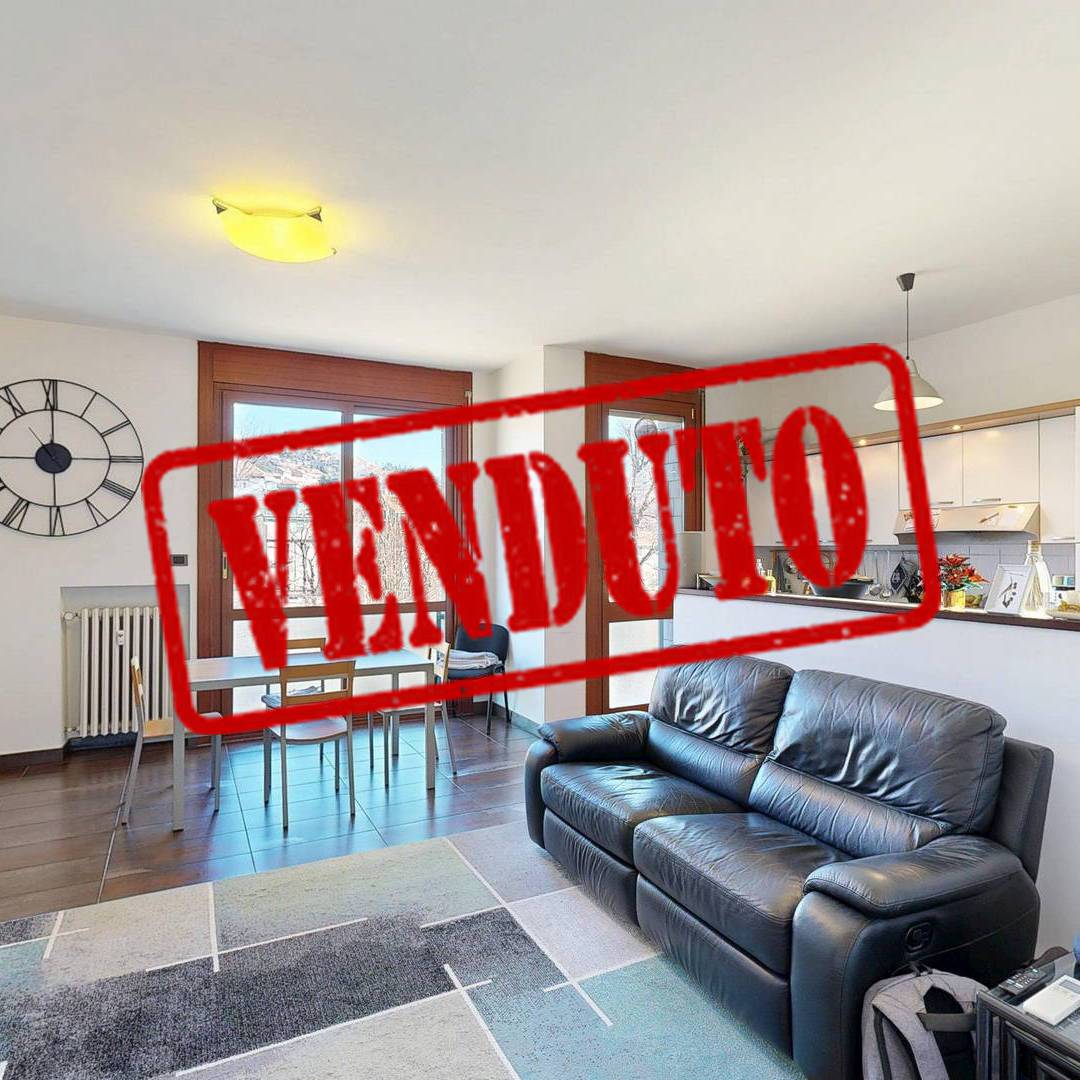 A Savona elegante trilocale con box auto in Corso Ricci